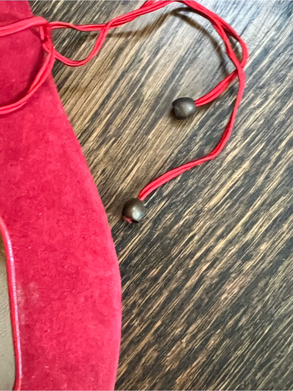 Ermanno Daelli Red Suede Lace-Up Pointed Flats • 36 - Picture 2 of 7